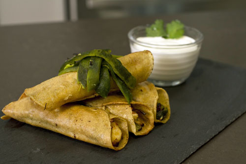 Flautas de Pollo y Rajas