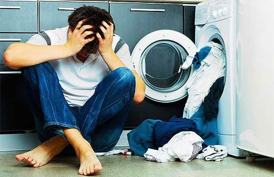 La ropa sucia se lava en casa