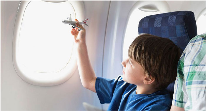 ¿Cuánto tardan los niños en aburrise en el avión?