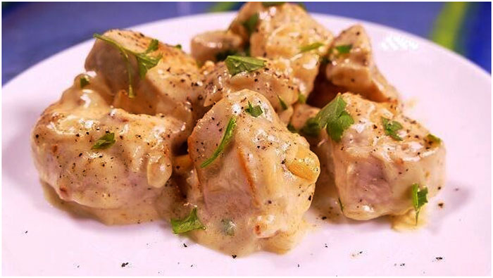 Pechugas de Pollo en Salsa de Queso