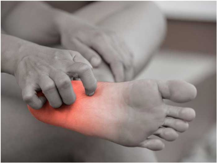 ¿Por qué se te duermen los pies?