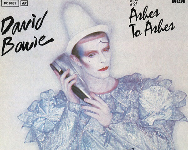 David Bowie – Ashes To Ashes