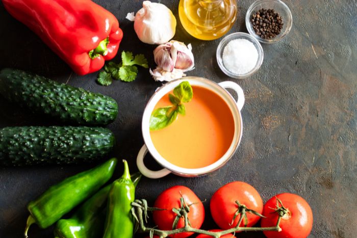 Gazpacho andaluz casero, la auténtica receta tradicional