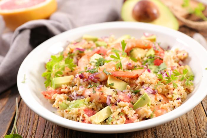 Ensalada asiática de quinoa y gambas