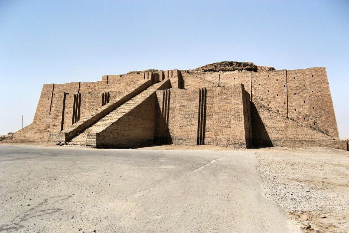 Zigurat (pirámide escalonada sumeria)