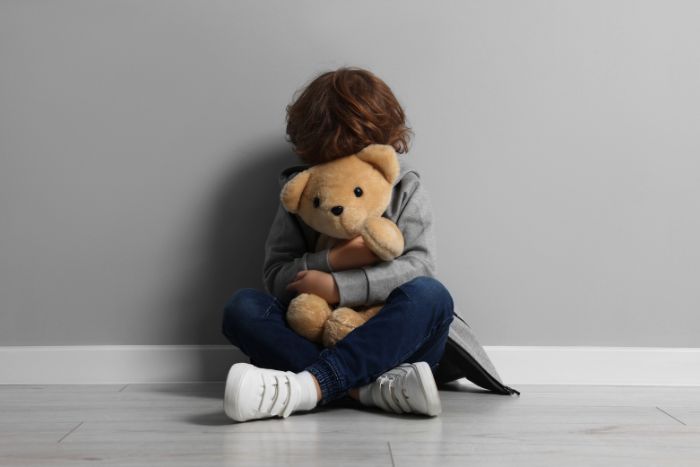 El abuso en la infancia afecta la capacidad de empatizar como madre