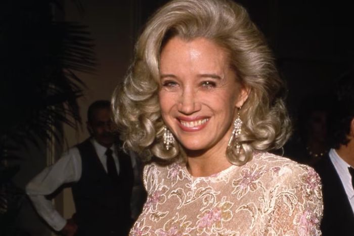 Sally Kirkland Sally Kirkland